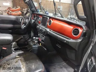 2020 Jeep Gladiator Rubicon with VIN 1C6JJTBG1LL214681, listed as a IAAI auction lot 41979666 with 23,811 mi miles. Bid and sale history available at carsss.com. Image 5.