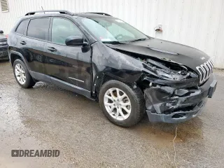 2017 Jeep Cherokee Sport with VIN 1C4PJLAB2HW640765, listed as a Copart auction lot 63521905 with 83,754 mi miles and Clean title. Bid and sale history available at DreamBid. Image 4.