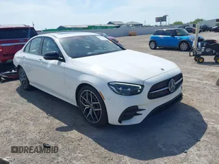 2022 Mercedes-Benz E 350 with VIN W1KZF8DB9NB022628, listed as a IAAI auction lot 42237956 with 24,583 mi miles and . Bid and sale history available at DreamBid. Image 1.