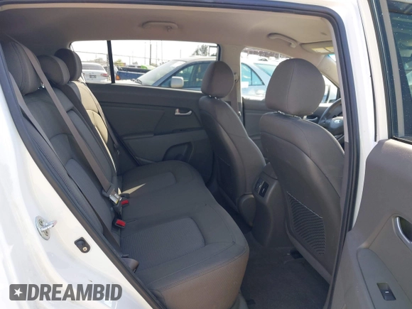 2015 Kia Sportage LX with VIN KNDPB3AC9F7715443, listed as a IAAI auction lot 42183933 with 115,211 mi miles and . Bid and sale history available at carsss.com. Image 8.
