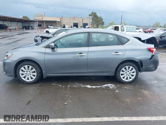 2017 Nissan Sentra SR z VIN 3N1AB7AP9HY361539, wystawiony jako IAAI lot #41945315 z przebiegiem 123 715 mil mil oraz . Historia ofert i sprzedaży dostępna na DreamBid. Obrazek 14.