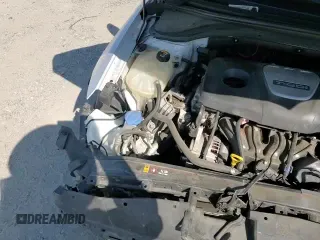 2017 Hyundai Elantra Sport с VIN KMHD04LB1HU359900, выставлен на аукционе Copart как лот 80021435 с пробегом 94 083 миль миль и Списание • Salvage title. История ставок и продаж доступна на DreamBid. Изображение 14.