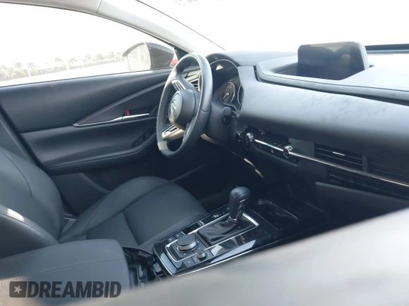 2024 Mazda CX-30 S Preferred with VIN 3MVDMBCM0RM669099, listed as a IAAI auction lot 41864473 with 6,278 mi miles and . Bid and sale history available at DreamBid. Image 5.