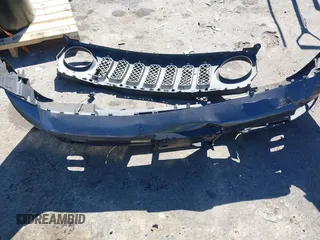 2014 Jeep Patriot Latitude with VIN 1C4NJRFB3ED886007, listed as a IAAI auction lot 41285963 with 127,007 mi miles and . Bid and sale history available at DreamBid. Image 12.