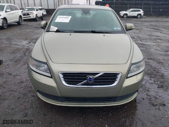 2008 Volvo S40 2.4L with VIN YV1MS382582395774, listed as a IAAI auction lot 41853086 with 94,921 mi miles. Bid and sale history available at carsss.com. Image 12.
