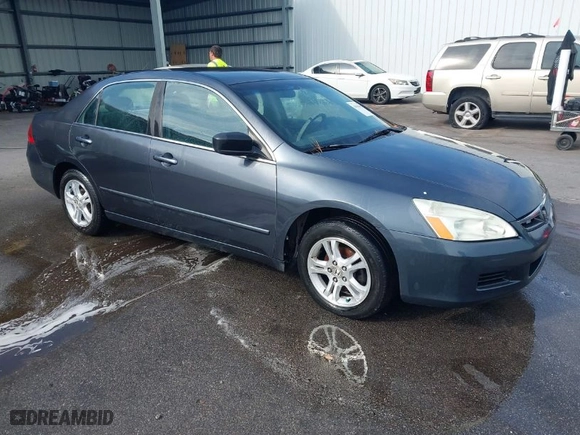 2006 Honda Accord Sdn LX SE with VIN 1HGCM56306A173263, listed as a IAAI auction lot 41919931 with 229,694 mi miles. Bid and sale history available at carsss.com. Image 1.