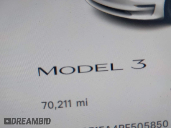 2023 Tesla Model 3 z VIN 5YJ3E1EA4PF505850, wystawiony jako IAAI lot #41310597 z przebiegiem 70 211 mil mil oraz . Historia ofert i sprzedaży dostępna na DreamBid. Obrazek 15.