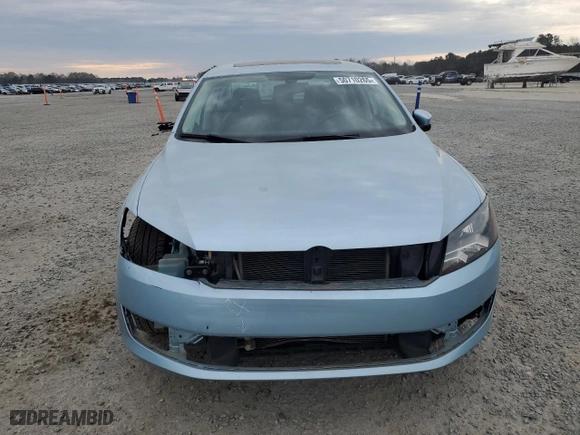 2012 Volkswagen Passat SE w/Sunroof with VIN 1VWBH7A32CC032189, listed as a Copart auction lot 50710265 with 69,750 mi miles and Salvage Title. Bid and sale history available at carsss.com. Image 5.