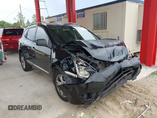 2011 Nissan Rogue SV z VIN JN8AS5MTXBW167258, wystawiony jako IAAI lot #42407984 z przebiegiem 184 878 mil mil oraz . Historia ofert i sprzedaży dostępna na DreamBid. Obrazek 1.