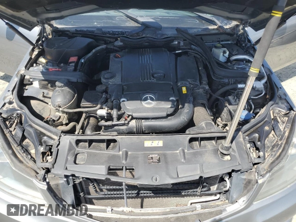 2013 Mercedes-Benz C 250 с VIN WDDGJ4HB5DG072422, выставлен на аукционе Copart как лот 55254375 с пробегом 47 063 миль миль и Чистый • Clean title. История ставок и продаж доступна на DreamBid. Изображение 11.