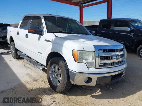 2014 Ford F-150 XL with VIN 1FTFW1CT5EKG08435, listed as a IAAI auction lot 41886526 with 215,364 mi miles. Bid and sale history available at carsss.com. Image 1.