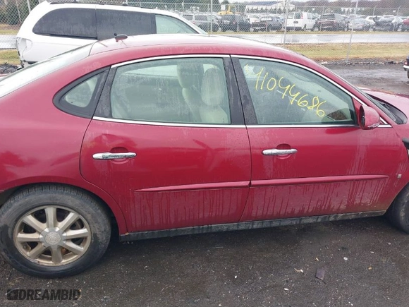 2006 Buick LaCrosse CX with VIN 2G4WC582261168493, listed as a IAAI auction lot 41044686 with 198,406 mi miles. Bid and sale history available at carsss.com. Image 13.