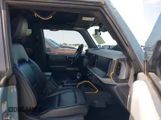 2022 Ford Bronco with VIN 1FMEE5DP5NLA90680, listed as a IAAI auction lot 42198160 with 37,129 mi miles and . Bid and sale history available at DreamBid. Image 5.