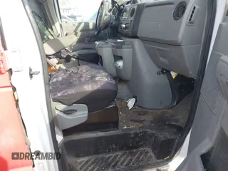 2011 Ford Econoline Cargo Commercial with VIN 1FTSE3ELXBDB31009, listed as a IAAI auction lot 41685713 with 249,589 mi miles. Bid and sale history available at carsss.com. Image 5.
