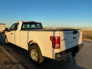 2017 Ford F-150 XL with VIN 1FTEX1CF8HKD53335, listed as a Copart auction lot 88811435 with 118,701 mi miles and Clean Title. Bid and sale history available at carsss.com. Image 3.