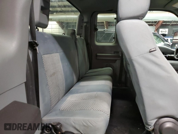 2013 Ford F-250 XL with VIN 1FT7X2B63DEA28620, listed as a Copart auction lot 82538854 with 266,804 mi miles and Clean Title. Bid and sale history available at DreamBid. Image 10.