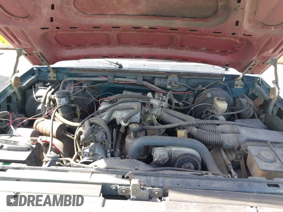 1992 Ford F-150 with VIN 1FTDF15Y1NPA17490, listed as a IAAI auction lot 41970697 with 171,419 mi miles. Bid and sale history available at carsss.com. Image 10.