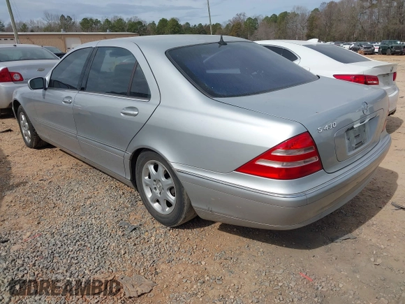 2002 Mercedes-Benz S-Class 4.3L with VIN WDBNG70J12A297441, listed as a IAAI auction lot 41712493 with 183,280 mi miles. Bid and sale history available at carsss.com. Image 3.