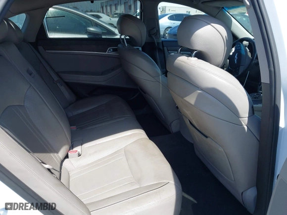 2015 Hyundai Genesis 5.0L with VIN KMHGN4JF1FU035492, listed as a IAAI auction lot 41849568 with 104,776 mi miles. Bid and sale history available at carsss.com. Image 8.