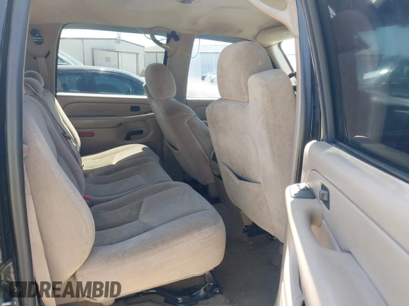 2005 Chevrolet Silverado 1500 LS with VIN 2GCEC13T151401531, listed as a IAAI auction lot 41962535 with 322,265 mi miles. Bid and sale history available at carsss.com. Image 8.