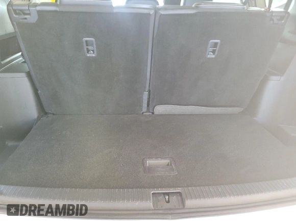 2024 Volkswagen Atlas SE with VIN 1V2HR2CA0RC565397, listed as a IAAI auction lot 42850634 with 20,499 mi miles and . Bid and sale history available at DreamBid. Image 7.