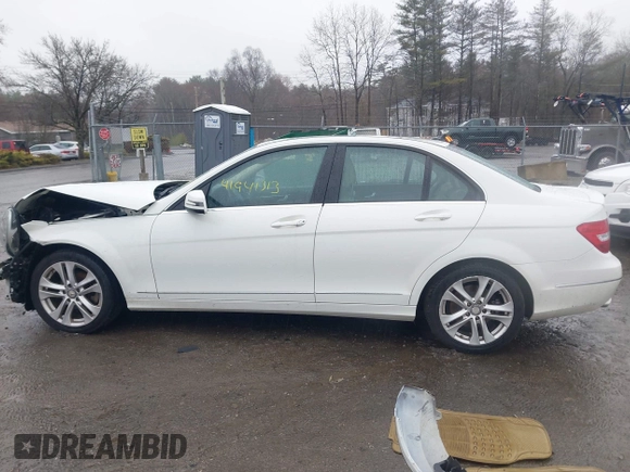 2012 Mercedes-Benz C-Class C 300 Sport with VIN WDDGF8BB3CA692642, listed as a IAAI auction lot 41941313 with 119,021 mi miles. Bid and sale history available at carsss.com. Image 14.