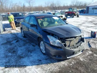 2012 Nissan Altima 2.5 S with VIN 1N4AL2AP3CN555797, listed as a IAAI auction lot 41416257 with 175,446 mi miles. Bid and sale history available at carsss.com. Image 1.