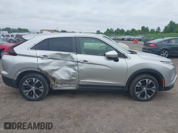 2022 Mitsubishi Eclipse Cross SE with VIN JA4ATWAA9NZ004499, listed as a IAAI auction lot 42595361 with 64,437 mi miles and . Bid and sale history available at DreamBid. Image 13.