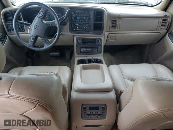2003 Chevrolet Suburban LT with VIN 3GNEC16Z13G215015, listed as a Copart auction lot 71533544 with 430,252 mi miles and Salvage Title. Bid and sale history available at carsss.com. Image 8.