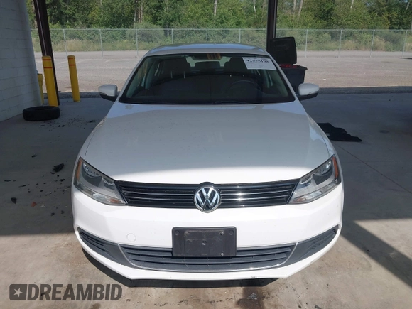 2013 Volkswagen Jetta SE with VIN 3VWDP7AJ3DM450335, listed as a IAAI auction lot 42575198 with 100,184 mi miles and . Bid and sale history available at DreamBid. Image 12.