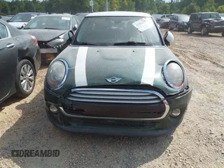 2014 MINI Hardtop with VIN WMWXM5C53ET972847, listed as a IAAI auction lot 42502121 with 165,475 mi miles and . Bid and sale history available at DreamBid. Image 17.