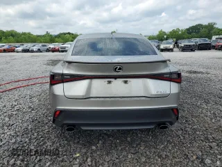 2022 Lexus IS 300 z VIN JTHAA1D25N5121912, wystawiony jako Copart lot #55110665 z przebiegiem 53 549 mil mil oraz Szkoda całkowita • Salvage title. Historia ofert i sprzedaży dostępna na DreamBid. Obrazek 6.