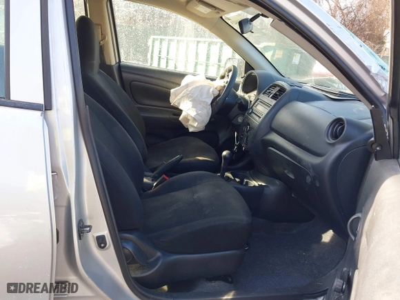 2015 Nissan Versa SV with VIN 3N1CN7AP0FL859686, listed as a IAAI auction lot 41410423 with 147,092 mi miles. Bid and sale history available at carsss.com. Image 5.