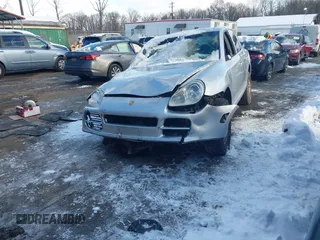 2005 Porsche Cayenne with VIN WP1AA29P75LA22059, listed as a IAAI auction lot 41250250 with 124,835 mi miles. Bid and sale history available at carsss.com. Image 17.