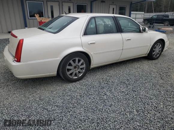 2008 Cadillac DTS 1SC with VIN 1G6KD57Y18U191344, listed as a Copart auction lot 48233785 with 192,584 mi miles and Salvage Title. Bid and sale history available at carsss.com. Image 3.