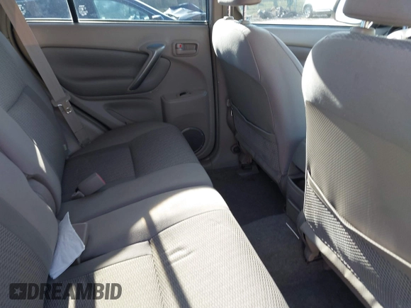 2005 Toyota RAV4 with VIN JTEHD20V150068910, listed as a IAAI auction lot 41832871 with 105,000 mi miles. Bid and sale history available at carsss.com. Image 8.