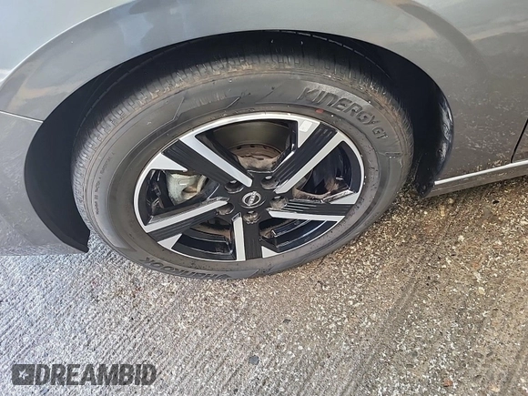 2024 Nissan Sentra SV with VIN 3N1AB8CV8RY266117, listed as a IAAI auction lot 42796449 with 24,547 mi miles and . Bid and sale history available at DreamBid. Image 28.