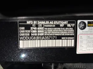 2018 Mercedes-Benz S 63 AMG with VIN WDDUG8JB5JA357171, listed as a Copart auction lot 61851595 with 4,824 mi miles and Clean title. Bid and sale history available at DreamBid. Image 10.