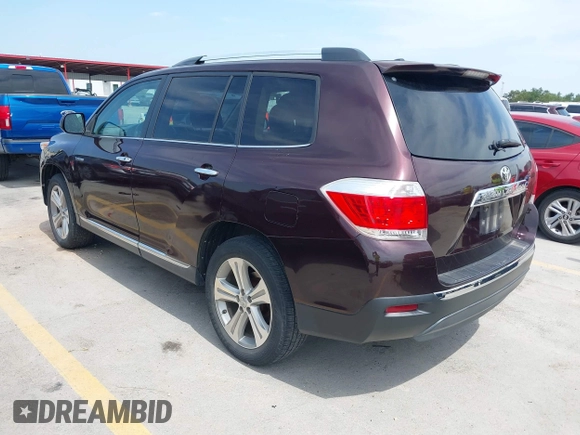 2011 Toyota Highlander Limited with VIN 5TDYK3EH3BS035953, listed as a IAAI auction lot 42388693 with 236,073 mi miles and . Bid and sale history available at DreamBid. Image 3.