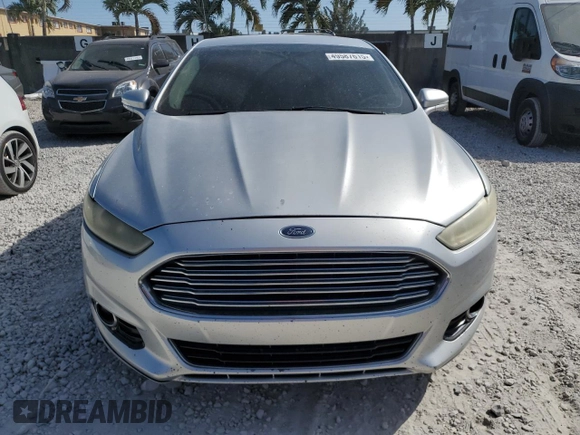 2014 Ford Fusion Titanium with VIN 3FA6P0K91ER178613, listed as a Copart auction lot 49587615 with 165,391 mi miles and Clean Title. Bid and sale history available at DreamBid. Image 5.