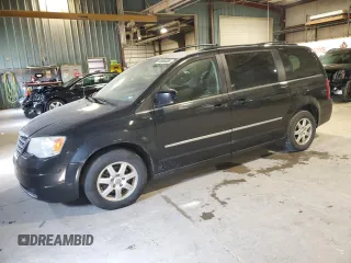 2010 Chrysler Town & Country Touring z VIN 2A4RR5D17AR431823, wystawiony jako Copart lot #60486005 z przebiegiem 200 459 mil mil oraz Czysty tytuł • Clean title. Historia ofert i sprzedaży dostępna na DreamBid. Obrazek 1.