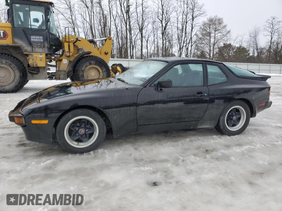 1984 Porsche 944 with VIN WP0AA0944EN465897, listed as a Copart auction lot 47081755 with 11,673 mi miles and Clean Title. Bid and sale history available at DreamBid. Image 1.