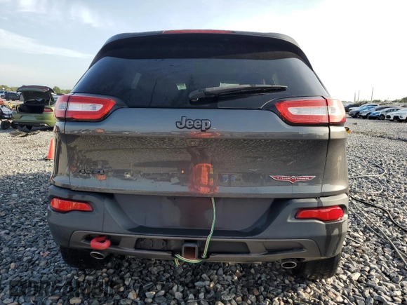 2016 Jeep Cherokee Trailhawk with VIN 1C4PJMBS4GW188840, listed as a Copart auction lot 58760605 with 117,570 mi miles and Salvage title. Bid and sale history available at DreamBid. Image 6.