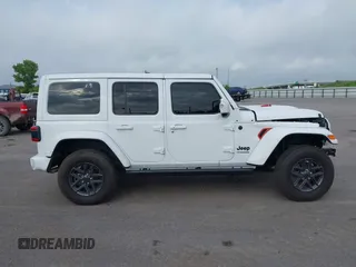 2022 Jeep Wrangler Unlimited Sahara with VIN 1C4HJXEN9NW190351, listed as a IAAI auction lot 42741722 with 40,794 mi miles and . Bid and sale history available at DreamBid. Image 13.