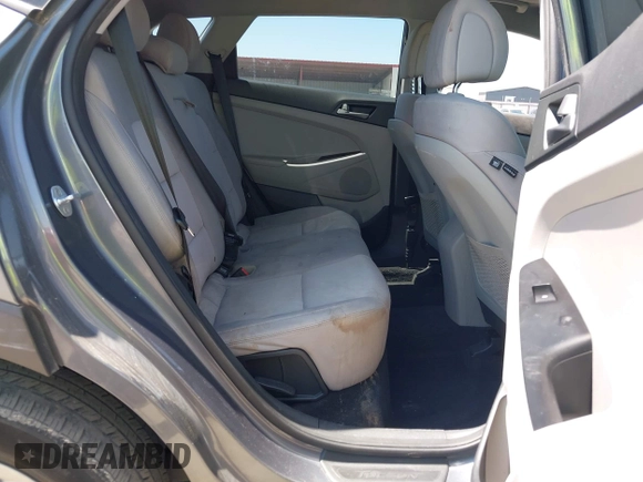 2018 Hyundai Tucson SEL with VIN KM8J33A41JU692662, listed as a IAAI auction lot 41981241 with 134,868 mi miles. Bid and sale history available at carsss.com. Image 8.