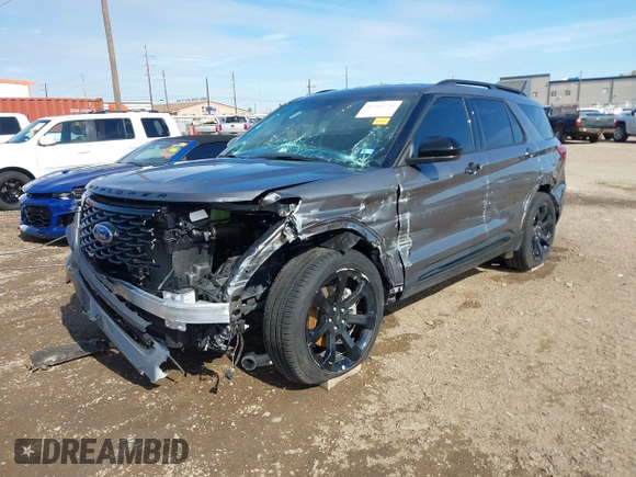 2024 Ford Explorer ST-Line with VIN 1FMSK7KH2RGA72655, listed as a IAAI auction lot 41310756 with 6,666 mi miles. Bid and sale history available at carsss.com. Image 17.