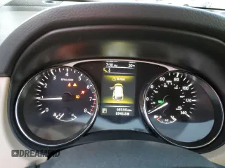 2016 Nissan Rogue SV z VIN 5N1AT2MV5GC825923, wystawiony jako Copart lot #87310844 z przebiegiem 68 534 mil mil oraz Szkoda całkowita • Salvage title. Historia ofert i sprzedaży dostępna na DreamBid. Obrazek 9.