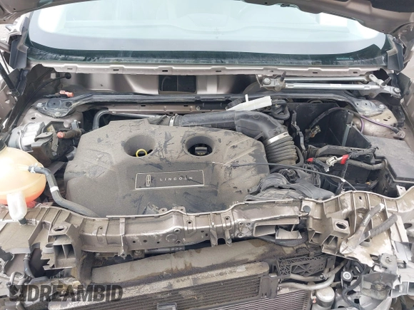 2019 Lincoln MKC Reserve with VIN 5LMCJ3C9XKUL09386, listed as a IAAI auction lot 41857681 with 66,101 mi miles and . Bid and sale history available at DreamBid. Image 10.