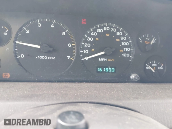 1999 Jeep Grand Cherokee Laredo с VIN 1J4GW58S9XC772337, выставлен на аукционе IAAI как лот 42796931 с пробегом 161 933 миль миль и . История ставок и продаж доступна на DreamBid. Изображение 7.