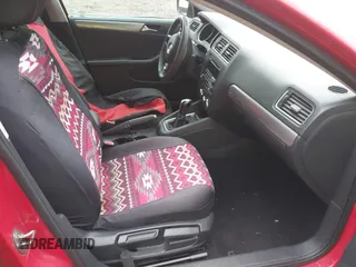 2015 Volkswagen Jetta Sedan 1.8T SE with VIN 3VWD17AJXFM303014, listed as a IAAI auction lot 41953494 with 92,145 mi miles. Bid and sale history available at carsss.com. Image 5.